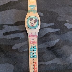 Disney Tan Arm & Wristband with Playful Clips